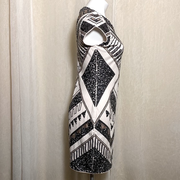 Express cocktail dress cream in color with black and gold sequins. Medium - Picture 5 of 13